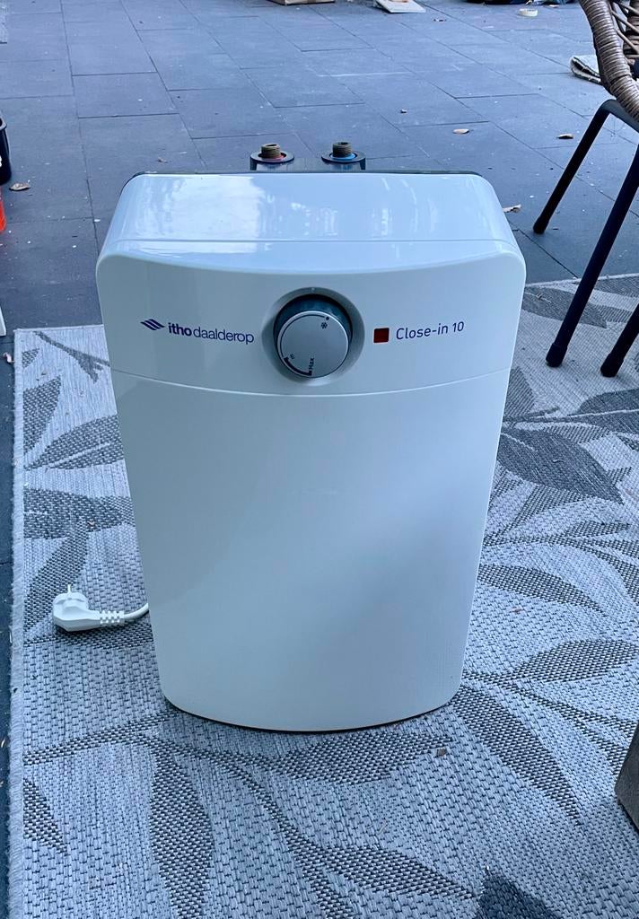 Itho Daalderop close-in boiler 10 liter, Doe-het-zelf en Verbouw, Geisers en Boilers, Ophalen, Boiler, Minder dan 20 liter, 6 t/m 10 jaar oud