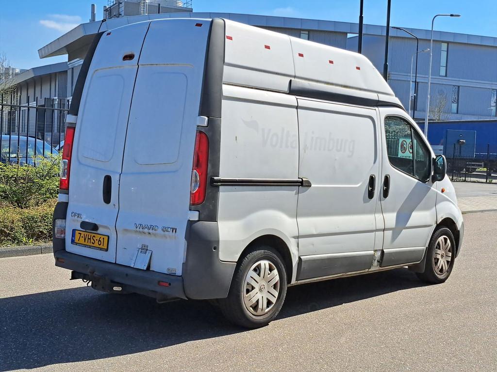 Opel Vivaro 2.5 CDTI L1H2, Voorwielaandrijving, Stof, Gebruikt, 4 cilinders