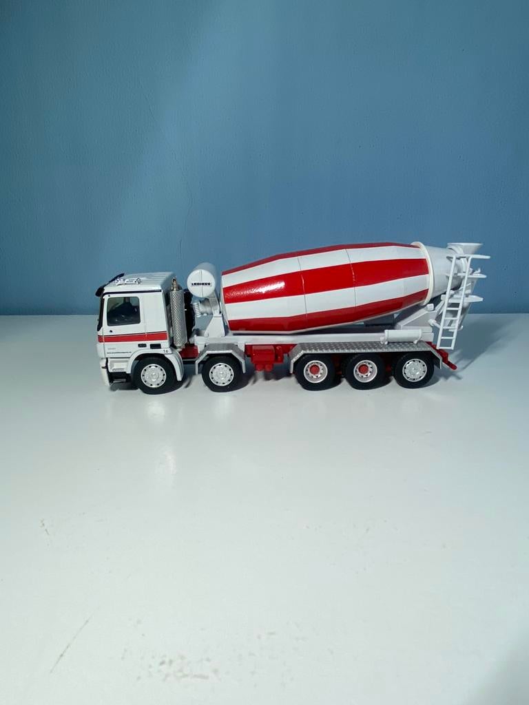 Conrad Mercedes betonmixer 5asser, Hobby en Vrije tijd, Modelauto's | 1:50, Verzenden, Nieuw, Bus of Vrachtwagen, Conrad