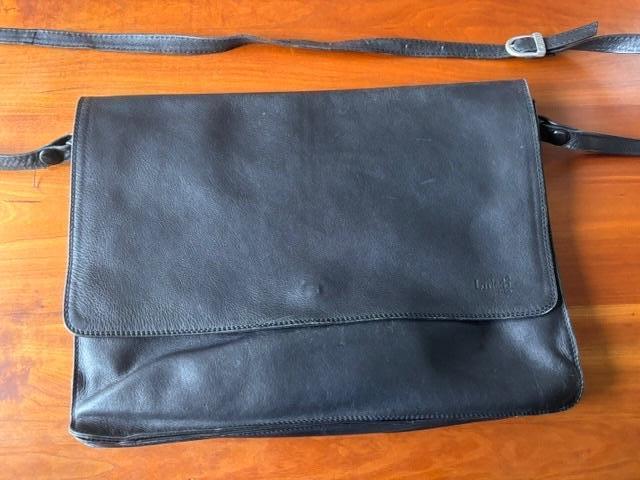 Zwarte leren damestas, Sieraden, Tassen en Uiterlijk, Tassen | Damestassen, Ophalen of Verzenden, Gebruikt, Zwart, Overige typen