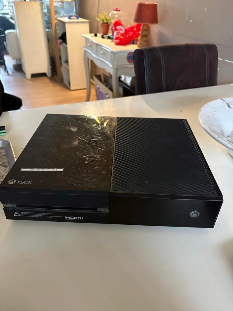 Xbox One met Skuff controller, 1 speler, Ophalen, Gebruikt, Vanaf 3 jaar