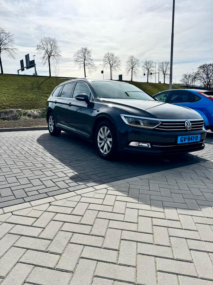 Volkswagen Passat 1.6 TDI 88KW BMT Variant DSG 2015 Grijs, Auto's, Volkswagen, Passat, Diesel, Euro 6, B, Stationwagon, Automaat
