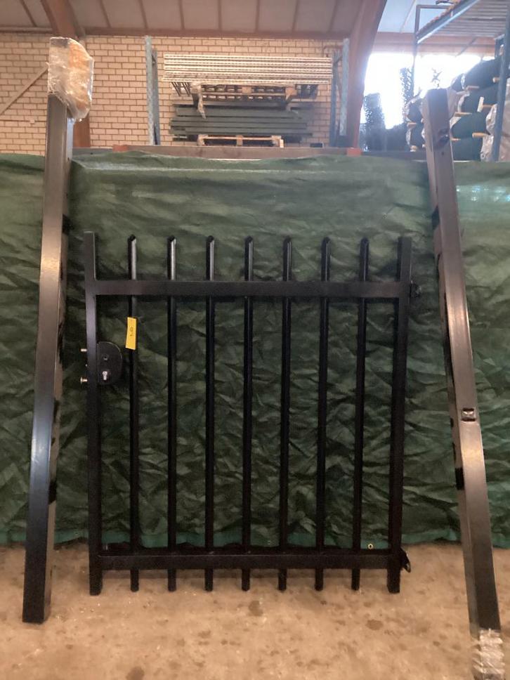 Enkele Spijlenpoort Zwart, Tuin en Terras, Tuinpoorten, Draaipoort, IJzer, 100 tot 150 cm, 100 tot 150 cm, Ophalen
