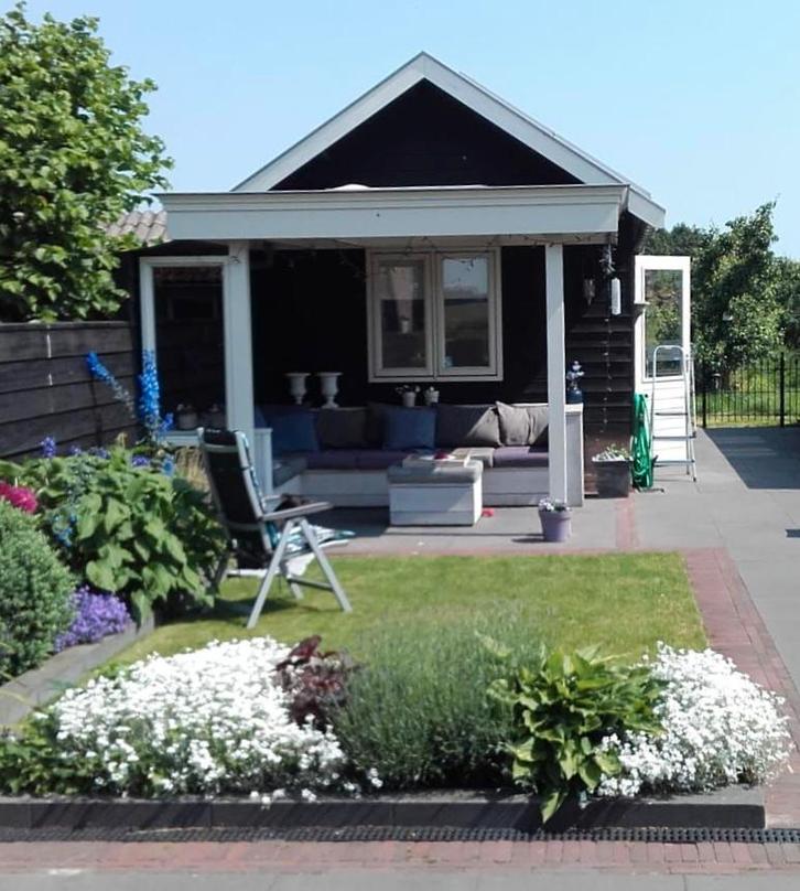 Overkapping/lounge hoek, Tuin en Terras, Tuinhuizen, Zo goed als nieuw, Ophalen of Verzenden