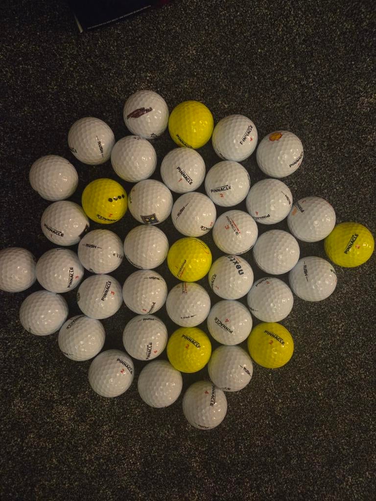 40 Pinnacle Rush Golfballen AAAA Kwaliteit, Ophalen of Verzenden, Gebruikt, Bal(len), Overige merken