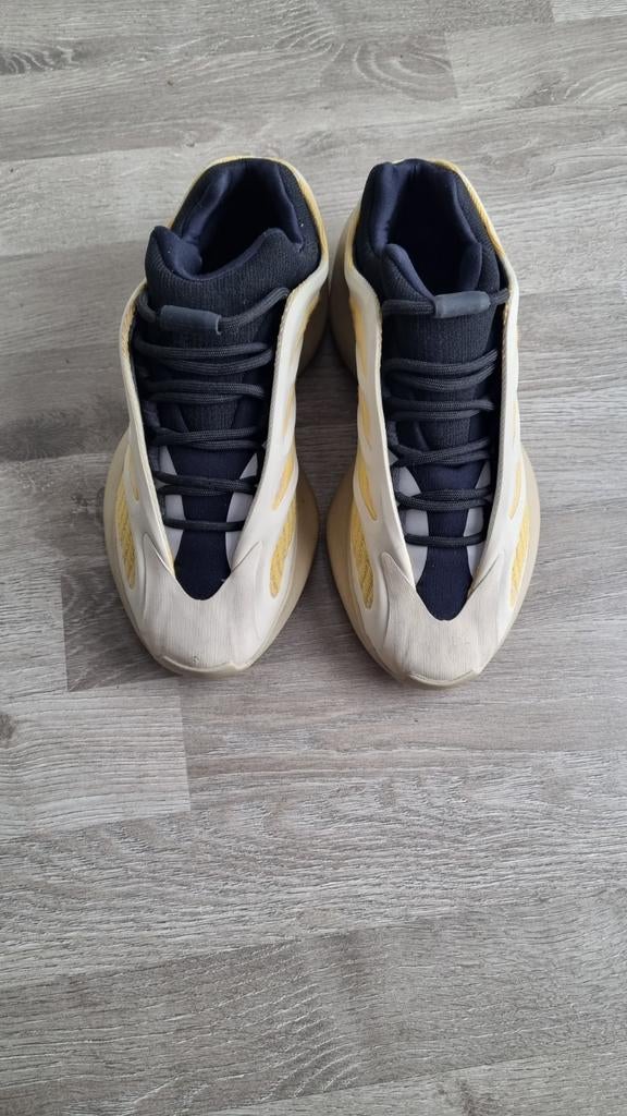 Adidas sneakers yeezy 700 unisex, Kleding | Dames, Schoenen, Adidas, Instappers, Geel, Ophalen of Verzenden