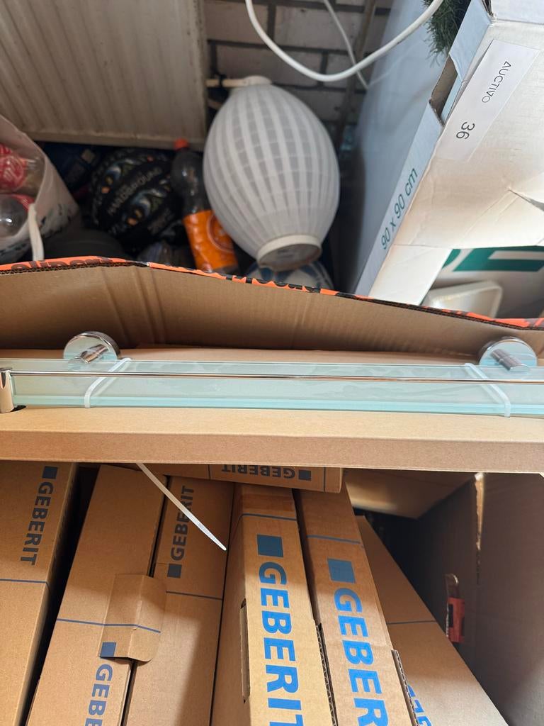 Glazen planchet voor badkamer of toilet, Huis en Inrichting, Badkamer | Badtextiel en Accessoires, Nieuw, Overige typen, Overige kleuren