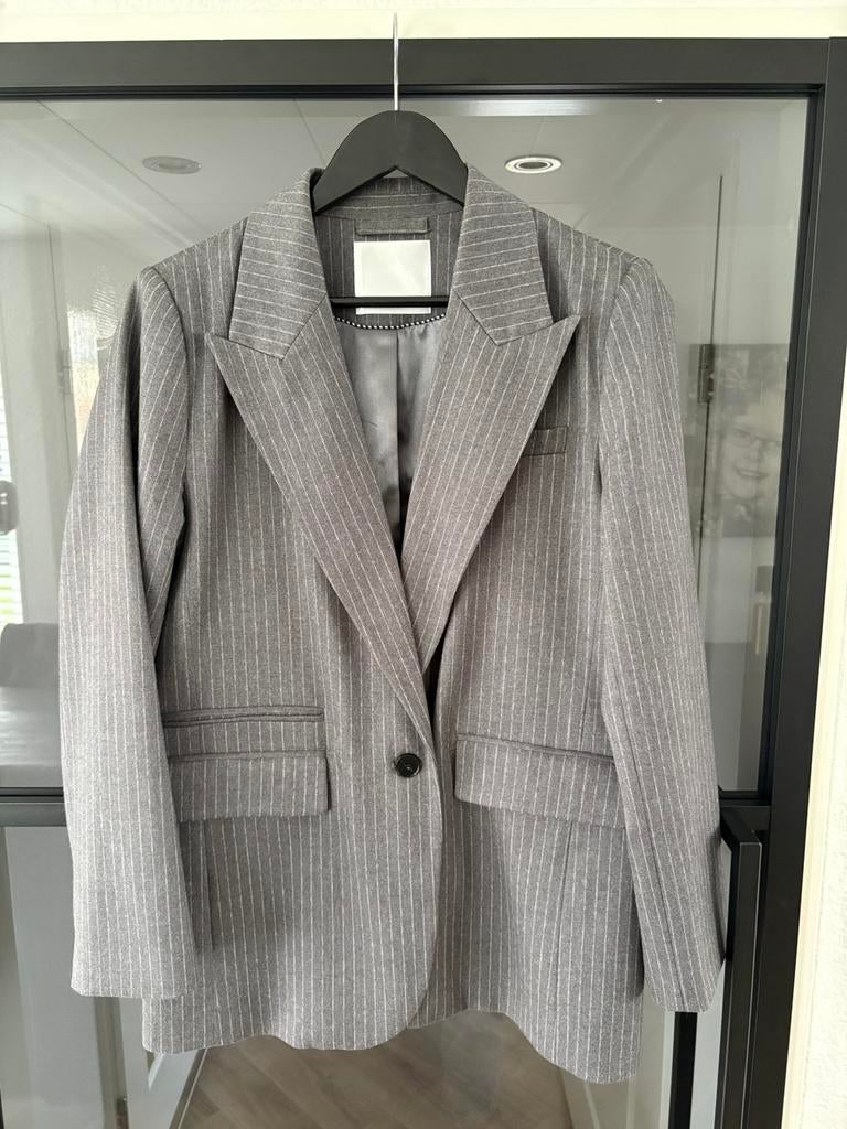Co Couture krijtstreep pak maat xl, Kleding | Dames, Jasjes, Kostuums en Pakken, Kostuum of Pak, Maat 42/44 (L), Ophalen of Verzenden