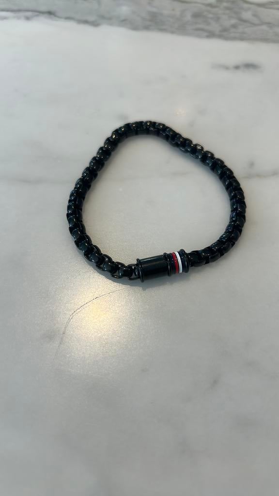 Tommy Hilfiger armbandje, Sieraden, Tassen en Uiterlijk, Armbanden, Ophalen, Staal, Zwart, Zo goed als nieuw