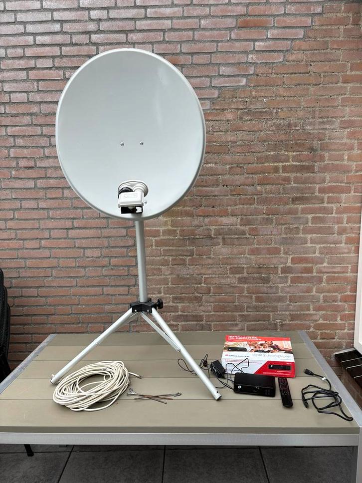Schotelantenne met Canal Digitaal decoder MZ-101, Audio, Tv en Foto, Schotelantennes, Gebruikt, (Schotel)antenne, Overige merken
