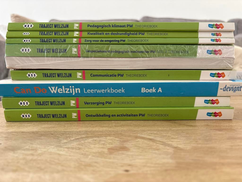 MBO Traject Welzijn Pedagogisch Werk Theorie- en Werkboeken, Boeken, Ophalen of Verzenden, Zo goed als nieuw, Overige niveaus
