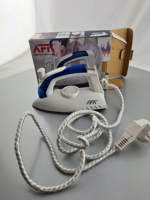 Reisstrijkijzer inklapbaar AFK, Witgoed en Apparatuur, Ophalen of Verzenden, Nieuw, Strijkijzer met snoer