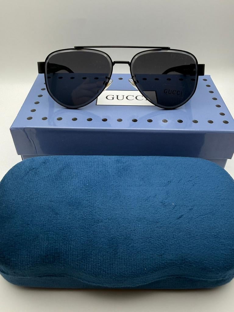 Gucci zonnebril zwart, Sieraden, Tassen en Uiterlijk, Zonnebrillen en Brillen | Heren, Ophalen of Verzenden, Zwart, Overige merken