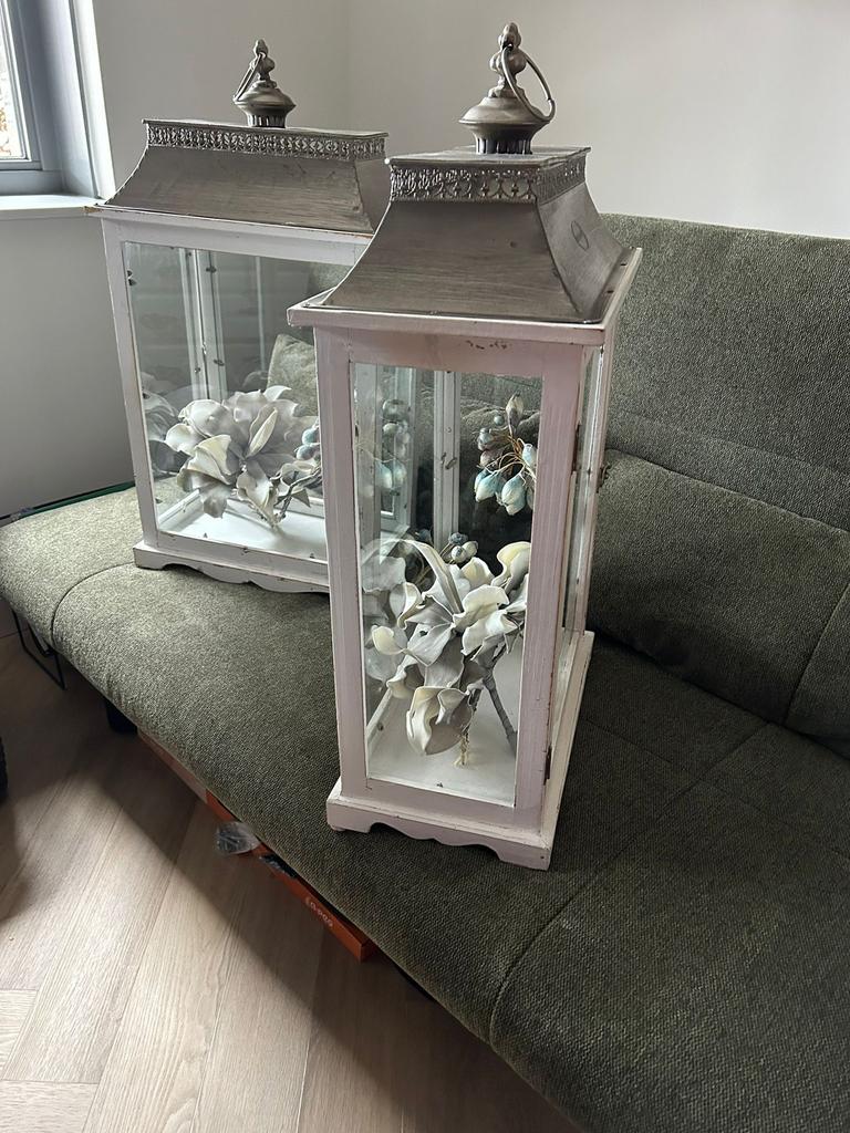 Te koop 2 stuks Riverdale lantaarns/windlichten/vitrines, Ophalen, Zo goed als nieuw