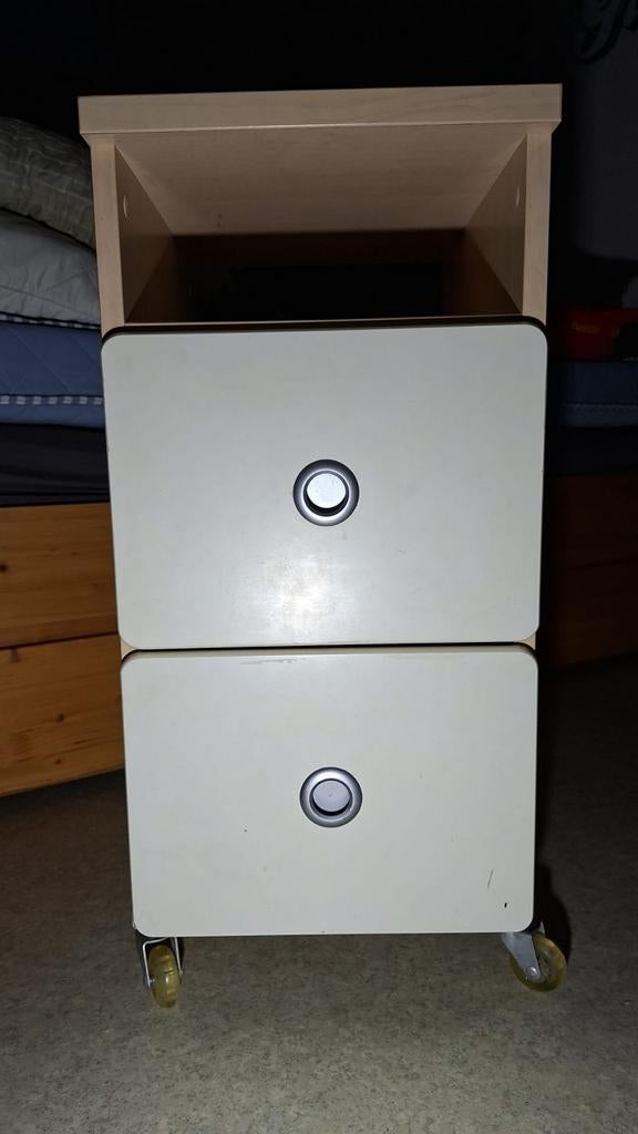 Nachtkastje,rolkarretje, bureau, Ophalen, Gebruikt, Minder dan 45 cm, 70 cm of meer