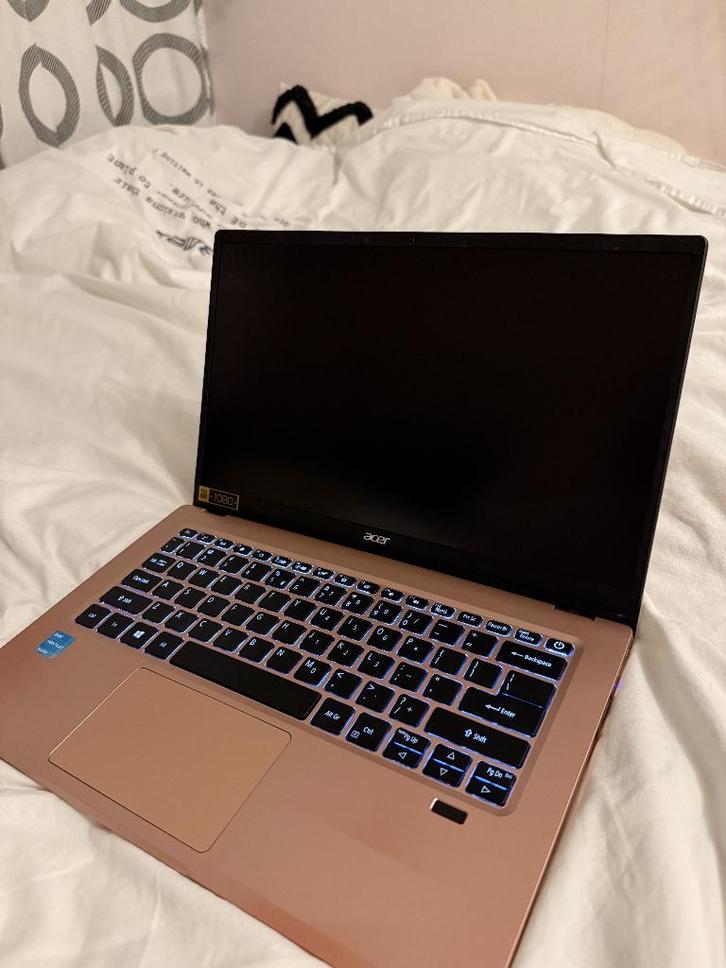 Acer Swift 1 roze, Computers en Software, Windows Laptops, Gebruikt, 14 inch, SSD, Onbekend, 8 GB, Qwerty, Ophalen