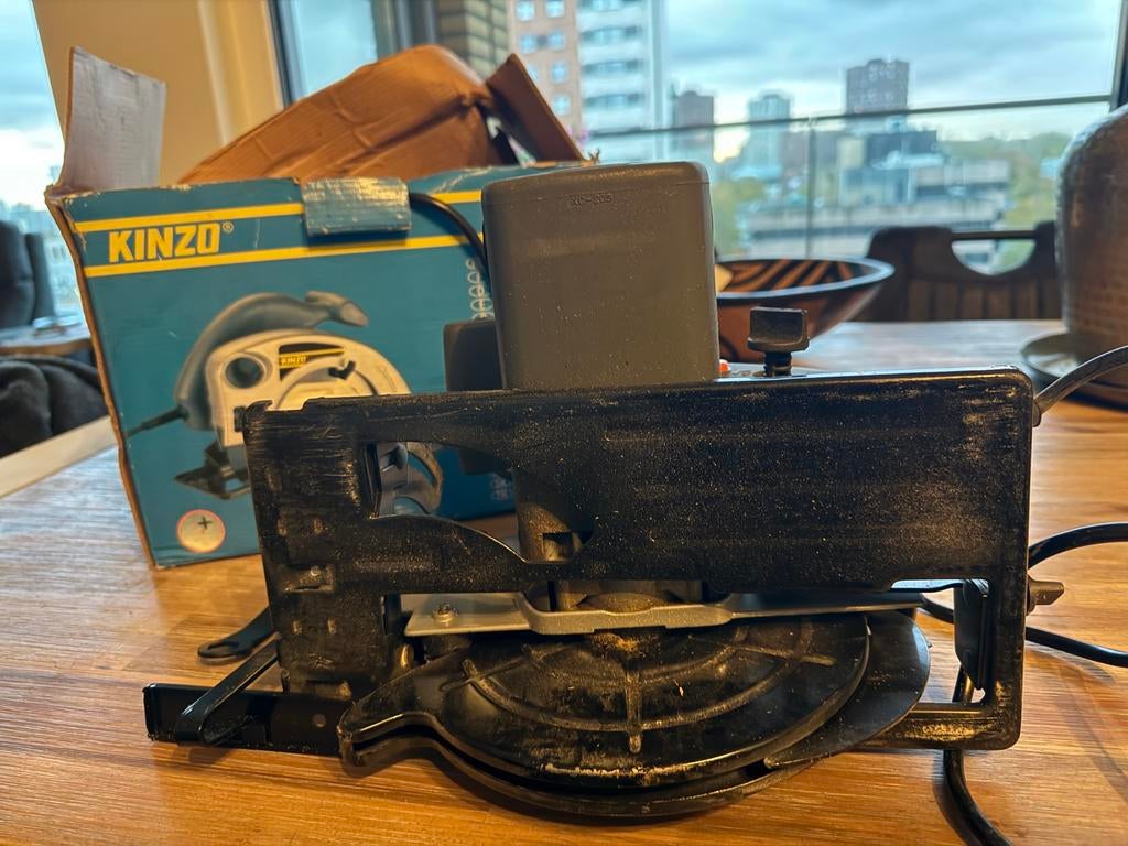 Kinzo cirkelzaag, Gebruikt, Cirkelzaag, 600 tot 1200 watt, Ophalen of Verzenden