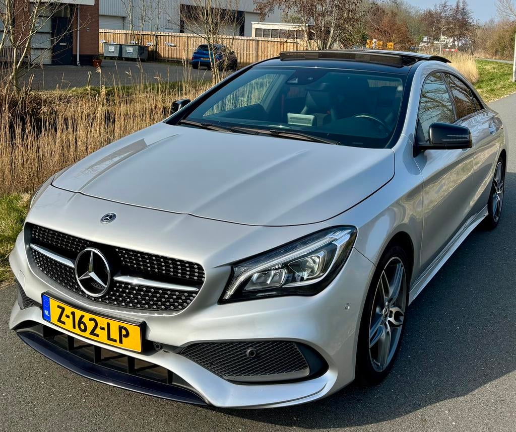 Mercedes-Benz CLA 200 Prestige AMG Styling/ Panoramadak, Auto's, 715 kg, 1595 cc, 19 km/l, Particulier