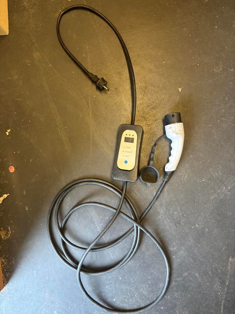 Laadkabel type 2 ev 8-16A, Auto diversen, Ophalen, Zo goed als nieuw, Laadkabel