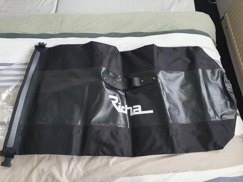 Bagagerol motor, Ophalen, Nieuw