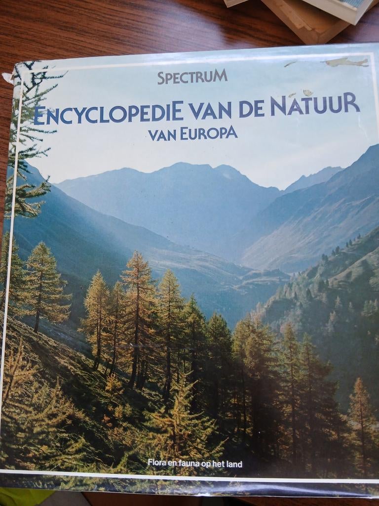 Spectrum Encyclopedie van de Natuur van Europa, Boeken, Encyclopedieën, Gelezen, Diverse auteurs, Ophalen of Verzenden, Los deel
