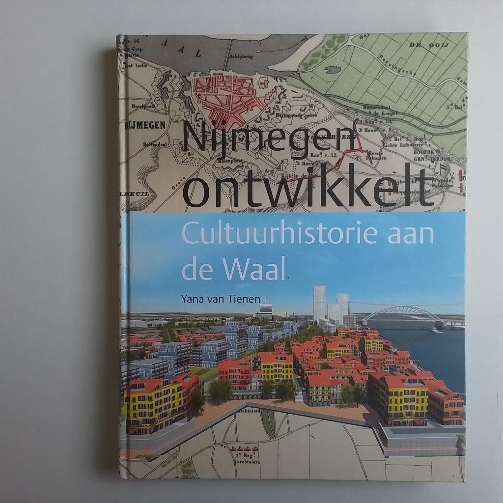 Nijmegen ontwikkelt, Ophalen of Verzenden, Zo goed als nieuw