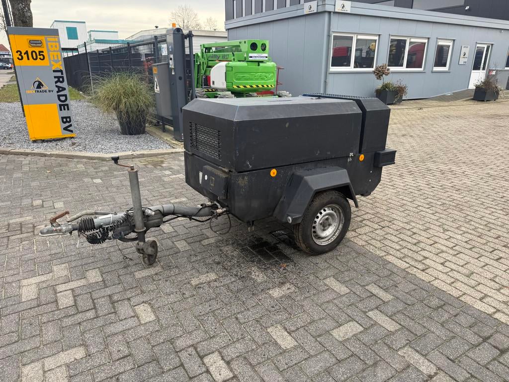 Ingersoll Rand R-series mobile compressor, Zakelijke goederen, Machines en Bouw | Pompen en Compressoren