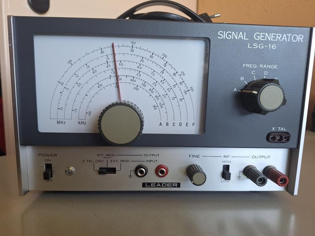 Leader signaal generator LSG-16 - Nieuwstaat, Ophalen of Verzenden, Zo goed als nieuw