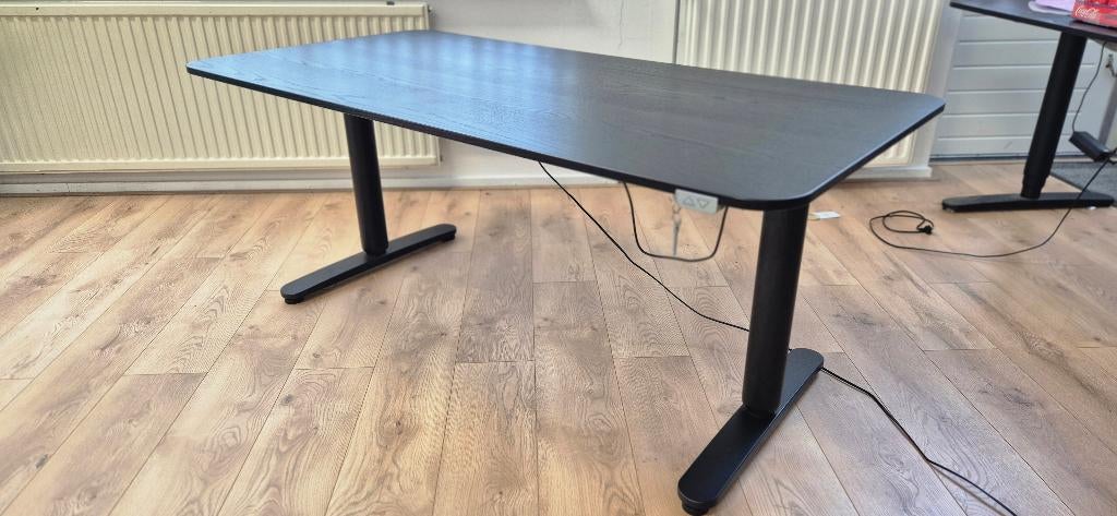 IKEA BEKANT elektrische zit-sta bureaus, Huis en Inrichting, 160 cm, Gebruikt, Ikea, Metaal