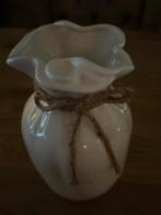 Rivièra Maison Canvas Bag Vaasje Keramiek met Touw, Gebruikt, Wit, Aardewerk of Porselein, Ophalen of Verzenden