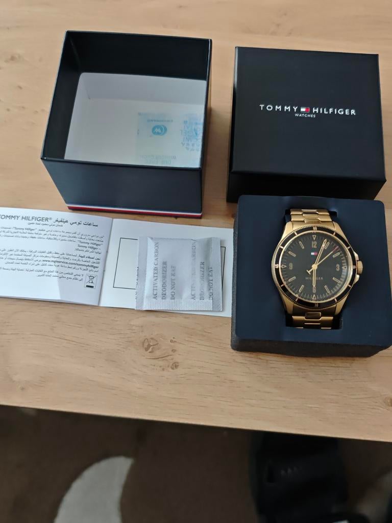 Tommy Hilfiger voor Vrouwen nieuwe, Ophalen of Verzenden, Nieuw, Staal, Overige merken