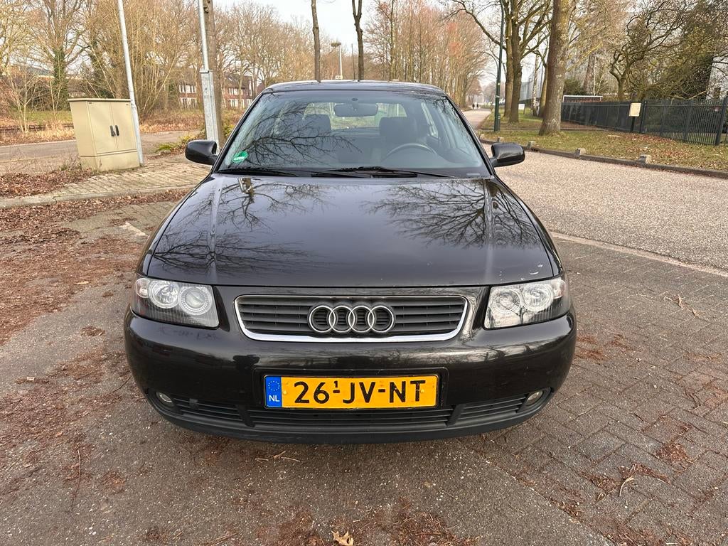 Audi A3 1.6 75KW 3D 2002 Zwart, Auto's, Voorwielaandrijving, 1200 kg, Handgeschakeld, Particulier