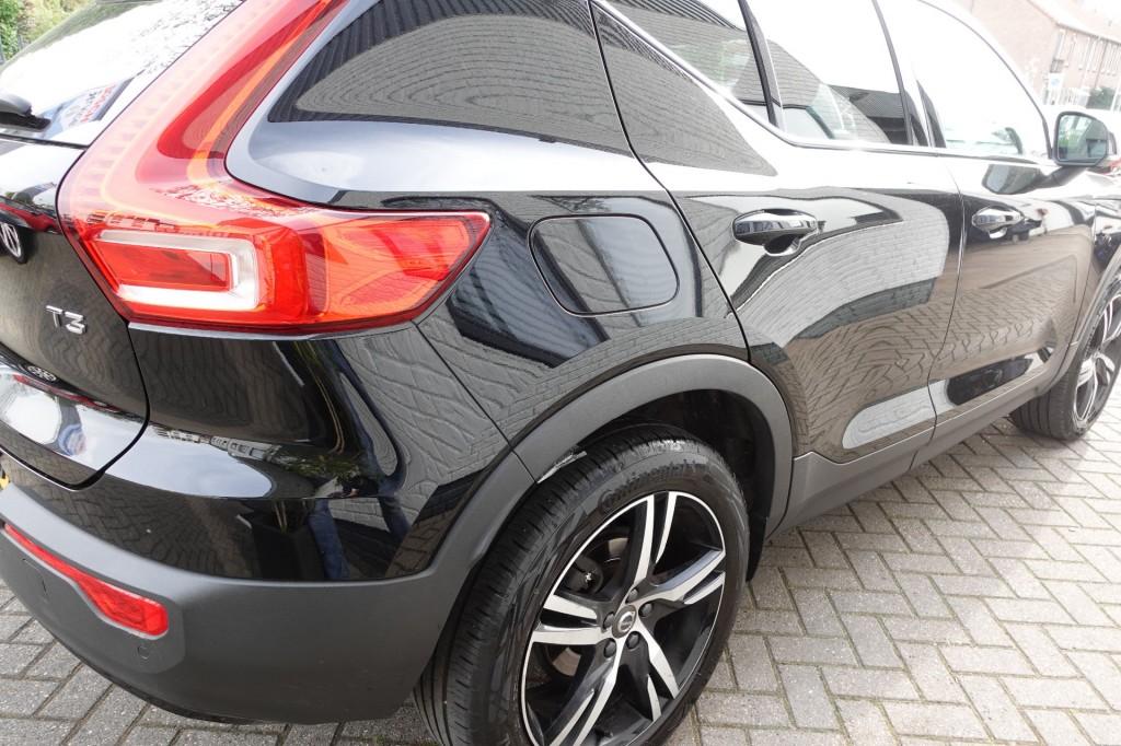 Volvo XC40 1.5 T3 R-DESIGN Panorama Winterpack 49000 km !, Gebruikt, Euro 6, Bedrijf, SUV of Terreinwagen