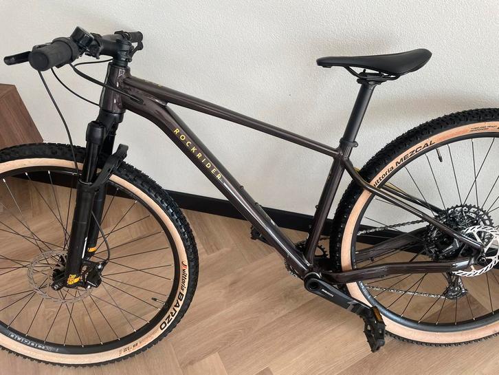 Exclusieve rockrider MTB Race 720 aluminium frame bruin, Fietsen en Brommers, Fietsen | Mountainbikes en ATB, Zo goed als nieuw