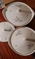 Vintage Porseleinen Dekschalen – Bloemenmotief, Ophalen of Verzenden, Porselein, Overige stijlen, Overige typen