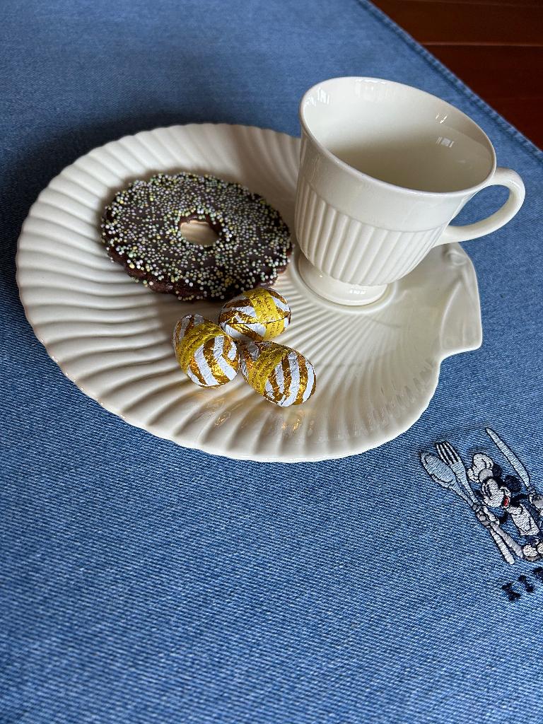 Wedgwood Edme serving plate set, Ophalen of Verzenden, Zo goed als nieuw, Wedgwood, Kop(pen) en/of Schotel(s)