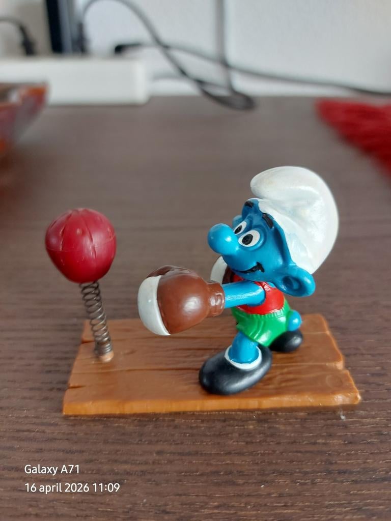 Smurfen bokser rode bal, Ophalen of Verzenden, Verschillende Smurfen