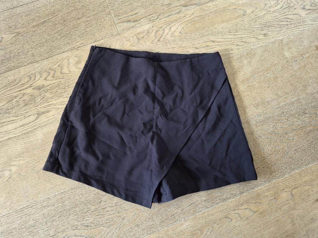 Broek/Rok Shein maat L zwart - dames, Kort, Zwart, Maat 42/44 (L), Ophalen of Verzenden