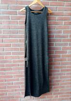 Simona G. lange jurk met open zijkanten maat S, Zwart, Ophalen of Verzenden, Zo goed als nieuw, Simona G