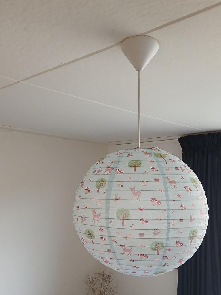 Leuke papieren lampenkap met bosdieren print, Overige materialen, Gebruikt, Kinderkamer, Speels, Bosdieren, Ophalen of Verzenden