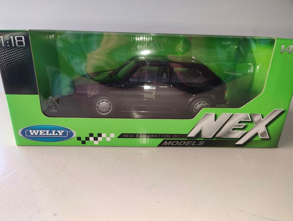 Volkswagen Golf 1 GTI Pirelli 1:18 Welly Zwart Nieuw, Ophalen of Verzenden
