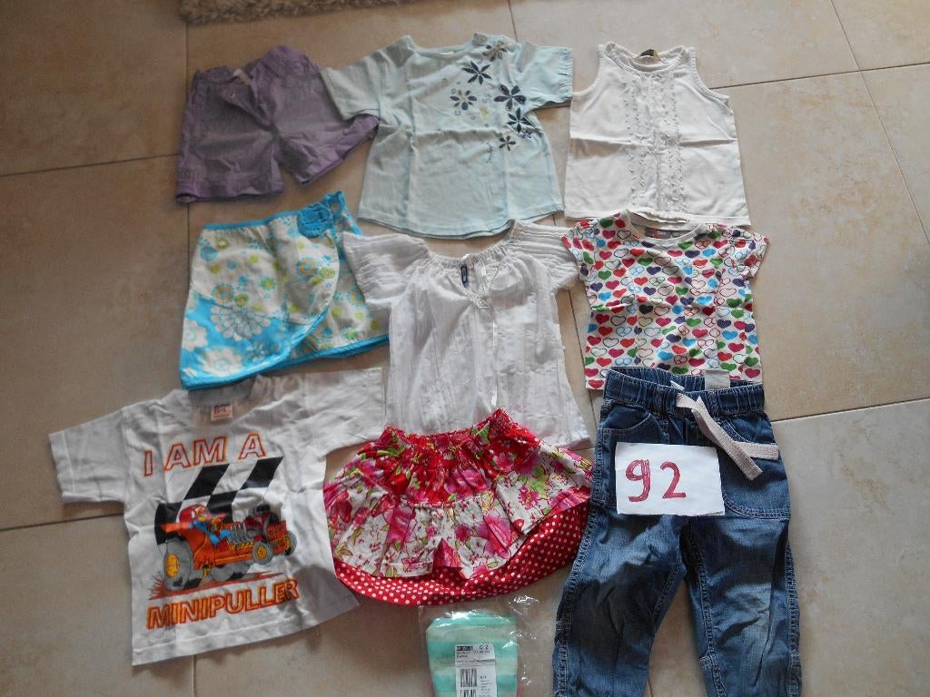 Meisjeskleding pakket Badpak Shirts broek Rokjes 92, Kinderen en Baby's, Kinderkleding | Maat 92, Ophalen of Verzenden, Zo goed als nieuw