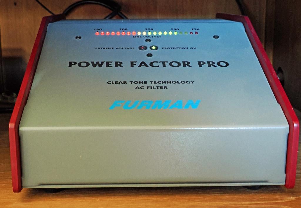 Furman netfilter/beveiliging van audio en video apparatuur, Audio, Tv en Foto, Ophalen of Verzenden, Zo goed als nieuw, 120 watt of meer