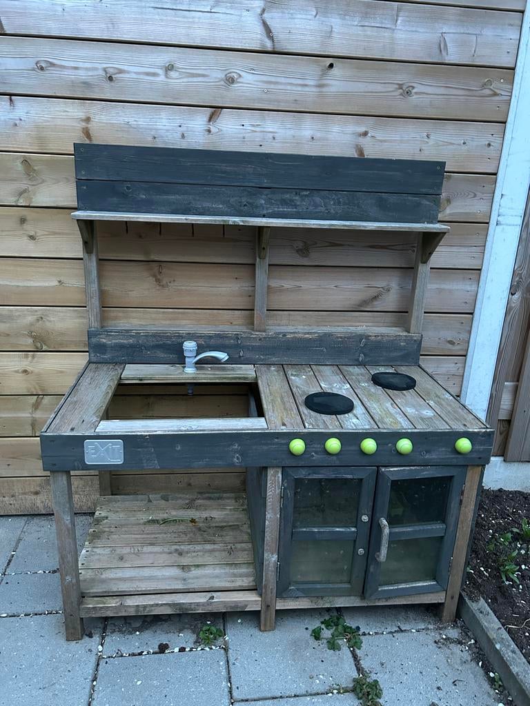 Modderkeuken met kraan, Ophalen, Gebruikt, Hout, Speelkeuken