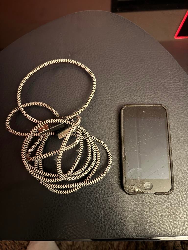 Apple iPod Touch 8GB defect barst scherm werkt, Audio, Tv en Foto, Mp3-spelers | Apple iPod, Apple, Apple, Touch, Ophalen of Verzenden