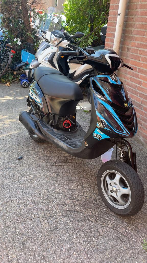 Piaggio Zip 180cc LC 2Takt 2011, Fietsen en Brommers, Scooters | Piaggio, Tweetakt, Gebruikt, Maximaal 45 km/u, 180 cc