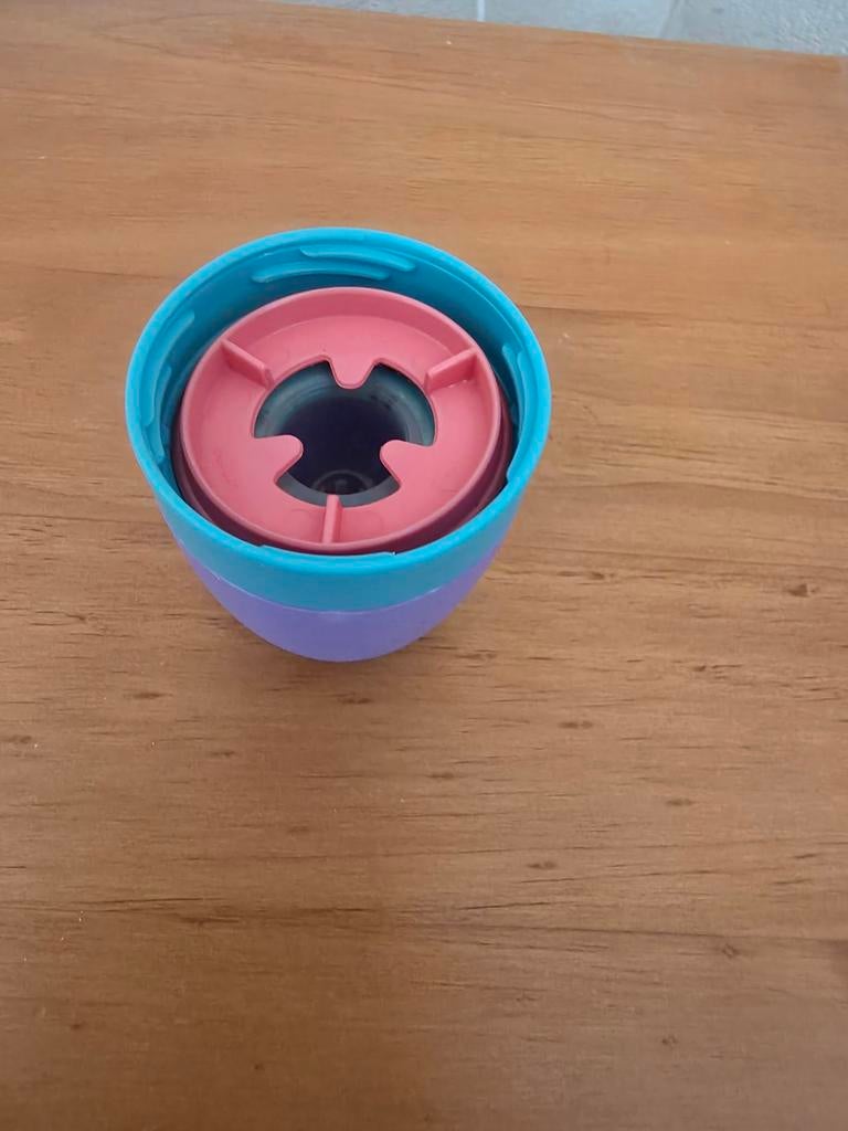 Tupperware babyfles met dop, Huis en Inrichting, Keuken | Tupperware, Ophalen of Verzenden, Gebruikt, Blauw, Beker of Kan