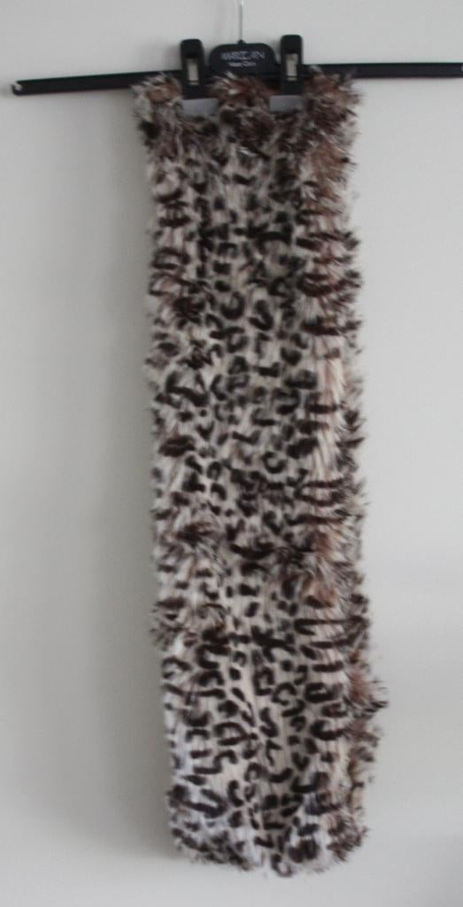 fluffy sjaal panterprint col sjaal, Kleding | Dames, Mutsen, Sjaals en Handschoenen, Ophalen of Verzenden, Gedragen, Maat 46/48 (XL) of groter