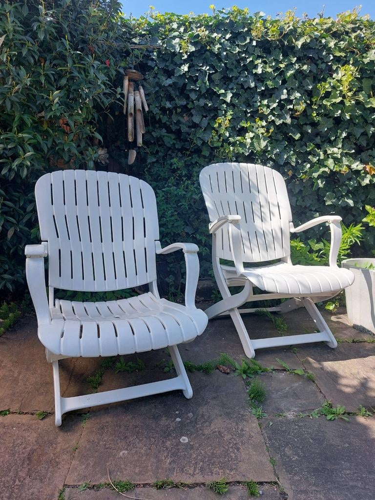 2x Allibert Tangor witte kunststof tuiinstoelen - Inklapbaar, Ophalen, Gebruikt, Kunststof, Inklapbaar