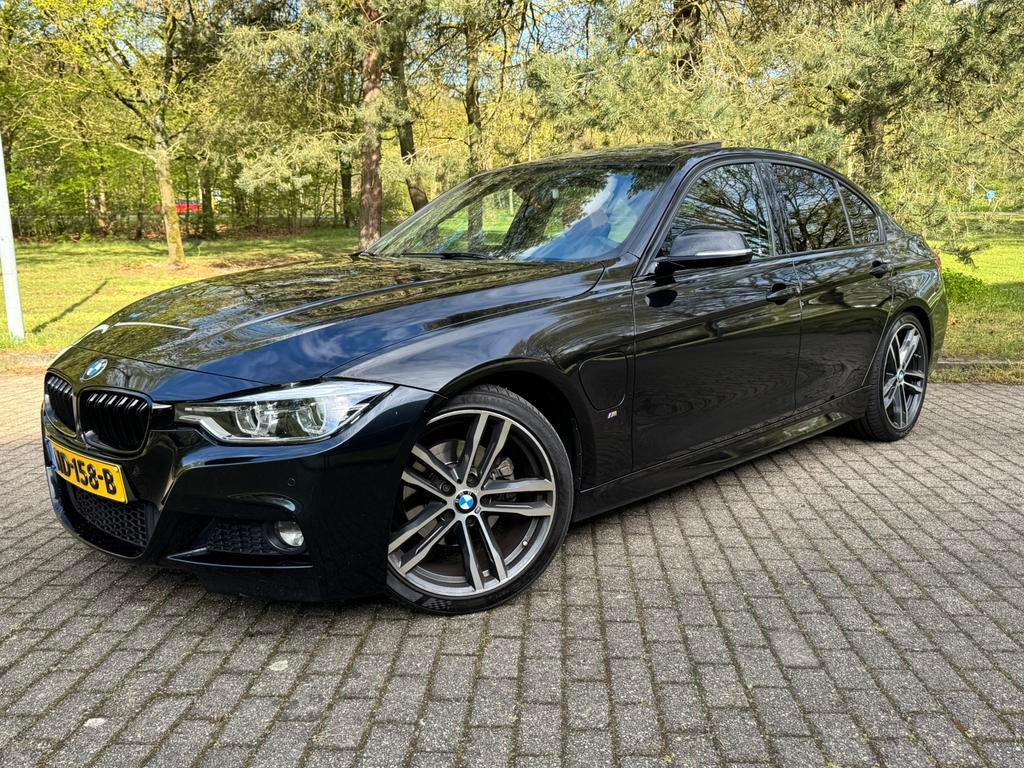 BMW 3-Serie 330e Iperformance 252pk Aut 2016 Zwart, 1998 cc, Achterwielaandrijving, Euro 6, Automatische klimaatregeling